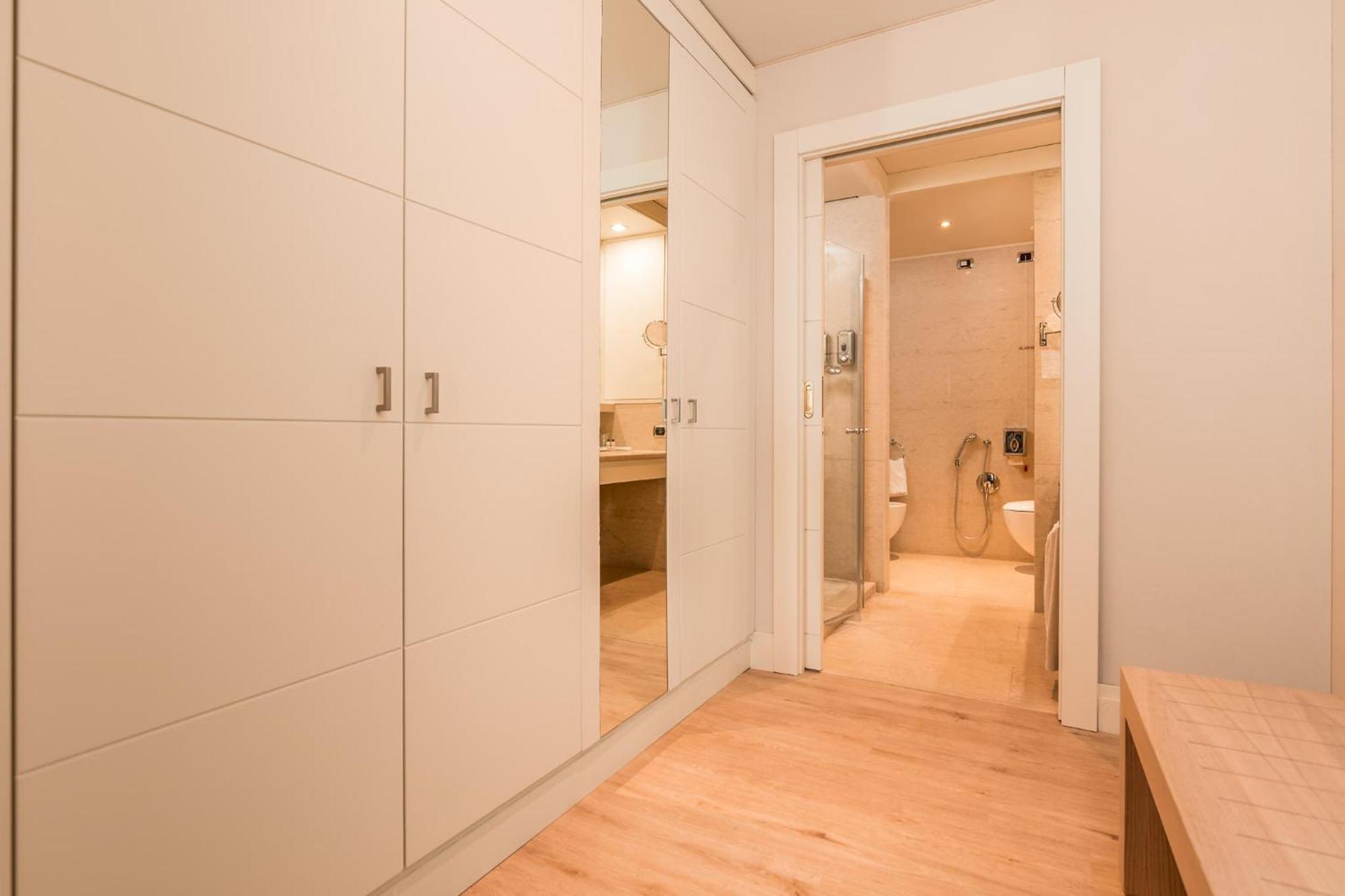 Superior Doppelzimmer mit Balkon und Meerblick