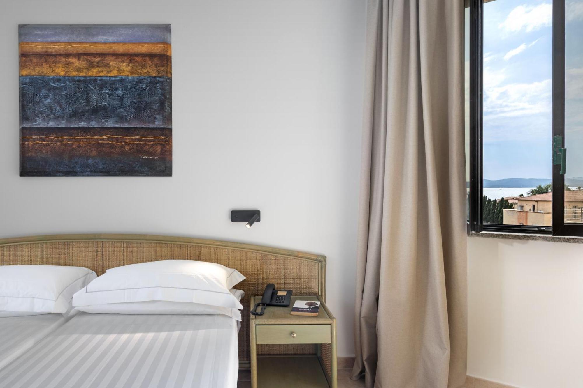 Doppel-/Zweibettzimmer mit Meerblick